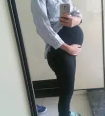 배부분이 넘나편해요~ 검정구매했어요ㅋㅋm사이즈인데 딱맞네요ㅋㅋㅋㅋ롱티에 레이어드