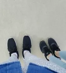 ㅎㅎㅎ편하고 쫀쫀합니다. 발목이 조금 드러나는데... 기장이 조금만 더 길면 좋겠어요