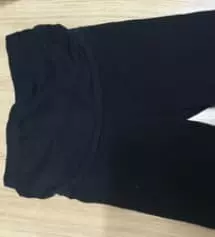 허리부분이 잘 늘어나서 입었을때 편해요~