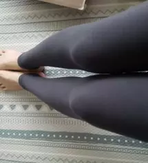 색깔도 맘에들고  너무편해요  요가할때나 이제곧 날씨쌀쌀해지는데 딱인것같아요  색깔