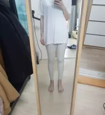 좋아요 완전 편하고 만삭때도 잘입을거같아요~!! 쌍둥이라 일부러 라지했는데 편하고 좋