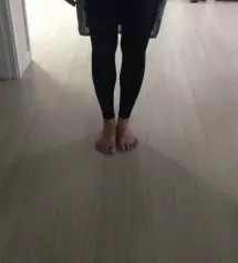 엠시킬까 고민하다가 에스 주문햇는데 길이도 사이즈도 잘 맞네요~~ 헐렁거리지 않고 짱