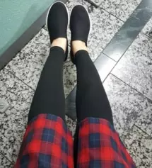 다른 레깅스보다 길이감이 있어 제 키에(170) 딱 맞아 좋았어요. 소임에서 첫 구매인데