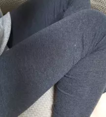 레깅스가 다리에 착 감겨서 좋아요~
