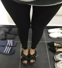 도톰면스판에 비하면 신축성이 아주 좋아요
