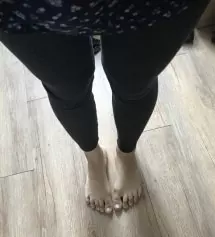 레깅스가 쫀쫀해서 입기도 편하고
