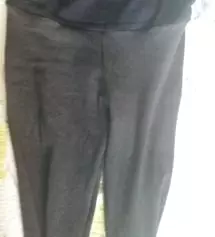 소임에서 산 레깅스는 배부분이 포인트것 같아요~~배를 감싸주지만 쪼이지 않는 느낌~^