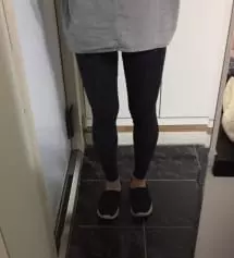 원피스로 여름을 지냈는데, 가을날씨에 임부용 레깅스가 필요할 것 같아 임부복 사이트