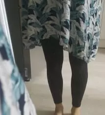 9개월 들어섰는데 60kg이 되어서 ㅠㅠ L사이즈를 샀어요 
