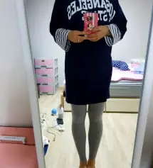 요새 날이 쌀쌀해져서 구입했습니다.아침 저녁에 입기 좋아요.소재가 면이라서 부드럽고