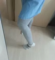 받자마자 오늘 레깅스 입고 출근했네요 소재가 도톰해서 비침 하나도 없고요 가을날씨에