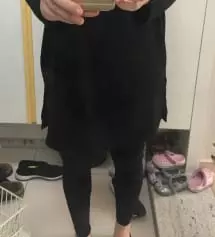 회색먼저 구입하고 좋아서 검정 추가구매했어요~^^  한겨울 되기전까지 입을 수 있을듯