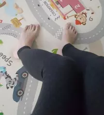 입어보니 쫀쫀하게 다리에 착 감기는게 좋네요
