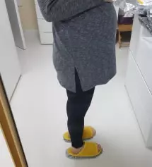 얇지도않고 두껍지도 않고 지금 입기 딱좋은 면이고
