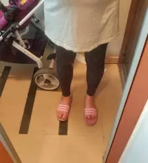 여름에 신던 얇은 레깅스만 입고 있다가 날씨도 너무 추워지고 다리가 시려서 레깅스 찾