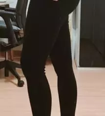 36주인데 잘 맞아요. 요즘 입기 좋은 두께네요. 길이도 적당하고 만족해요.