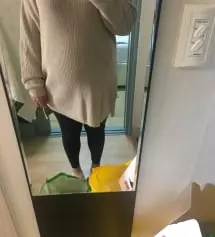 사이즈 두가지 주문했는데 큰차이는 없는거같아요~
