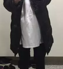 쌍둥이 임신 중이라 첫째 단태아 만삭때보다 배가 더 나온 상태에요. 배가 너무 많이 나