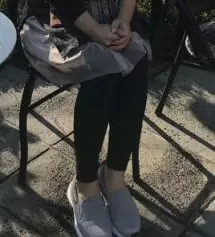 5개월 접어드니 제법 배가 나와서 임산부레깅스 처음 구매해봤어요~편안하면서도 힘있고