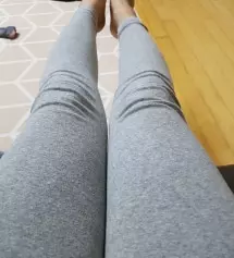 159키에딱이네요 소재도 부드럽고 헐렁하지않고 붙어서 좋아요. 그런데 아직15주인데 배