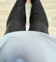 도톰해서 지금 입기 딱 좋네요.
