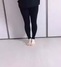 날씨가 추워져서 도톰한 레깅스를 찾다가 구매했습니다
