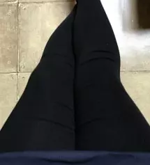 두꺼운 기모를 안좋아해서 얇은거 샀는데 너무 좋아요
