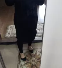 편하고 몸에 착 감기는 느낌이 좋아서 재구매 했어요~~
