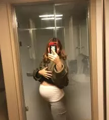 흠..생각보다 많이 얇아요..그리고, 임신하고 후기이기도하고 살도많이쪄서 사이즈 엠했