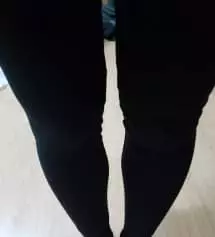 제가 생각했던 것 보다는 좀 두꺼운 느낌입니다ㅡ 사이즈 엄청고민했는데 s하길 잘했어