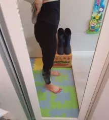 첫째 때와는 다르게 배 주위 살이 많이 찌더라구요..
