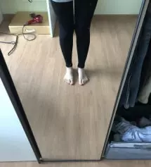 요즘 살짝 붓기도 하고 살이 찌기도 해서 미듐 구입했어요
