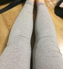 검정 그레이 주문했어요~ 생각보다 도톰하고 편합니다
