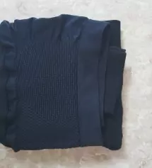 평이 좋아 믿고 2벌 구매했는데..쫀쫀하고 신축성 좋으네요..재구매의사 200퍼입니다.적