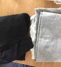 이제 12주고 임신하고선 2~3킬로 쪘는데 벌써 전에 입던 레깅스 입으면 배가 답답하니 