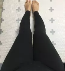 키작맘으로 샀더니 딱 좋네요. 촉감도 좋고 신축성도 좋고 편한데 금방 늘어날까 걱정되