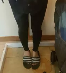 기본 블랙이랑 진차콜 주문 했는데, 진차콜이 은근히 더 맘에 들어요. 레깅스는 완전 까