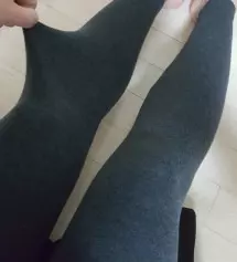 165에 73키로 25주 예비맘입니다 몸무게에 비해서는 다리가 조금 가는편이구요 진차콜 