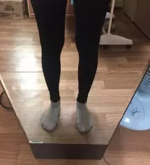 이제 막 배가 나오기 시작했구요~
