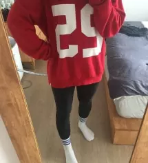 사이즈는 L로 시켰는데 아주 잘 맞아요.
