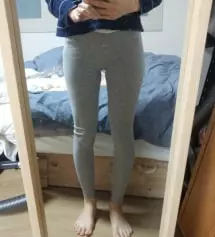 중기로 넘어가니 기존 레깅스는 입을수가 없어서 이번에 구매했어요. 생각보다 면이 톡