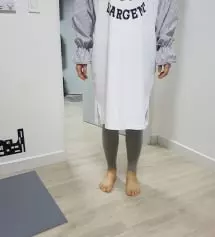 롱티셔츠에 입을 먹을 레깅스 샀어요.
