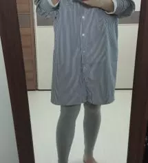 레깅스 쫀쫀하고 많이 두껍지도 않구 좋아요~^^
