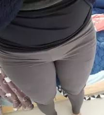 배가 넉넉해서 좋으네요 기장도 적당하고 담에또 구매할께요