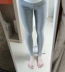 무난하고 자주 입을것같은 블랙이랑 메란지 구입했어요 찰떡스판이 다른레깅스에 비해 