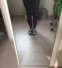 먹색이랑 메란지 2개주문했는데 착용하니 길이감도좋구 착용감도 편해서 블랙으로 또주