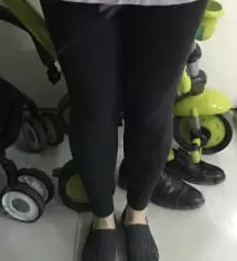 검정, 진차콜 주문했는데, 롱티나 롱셔츠에 매치해서 밖에 입고 나가니 딱 좋아요 
