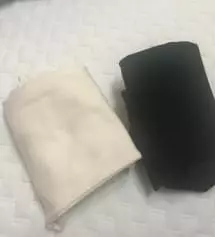 아이보리는 노란색이 많이 섞인 아이보리네요~~
