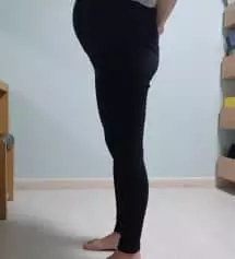 사이즈 고민하다가 하비체질이고 임신 후기여서 편하게 입으려고 L로 샀는데 딱 맞네요