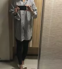 부드럽고 가볍고 좋아요 얇아서 한겨울에 입기엔 추울 것 같아요 